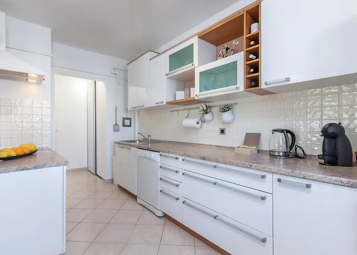 Apartament In *